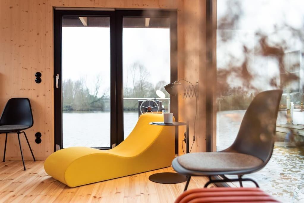 Bådhotel Dein Hausboot Off Fuer Deine Auszeit In Hamborg