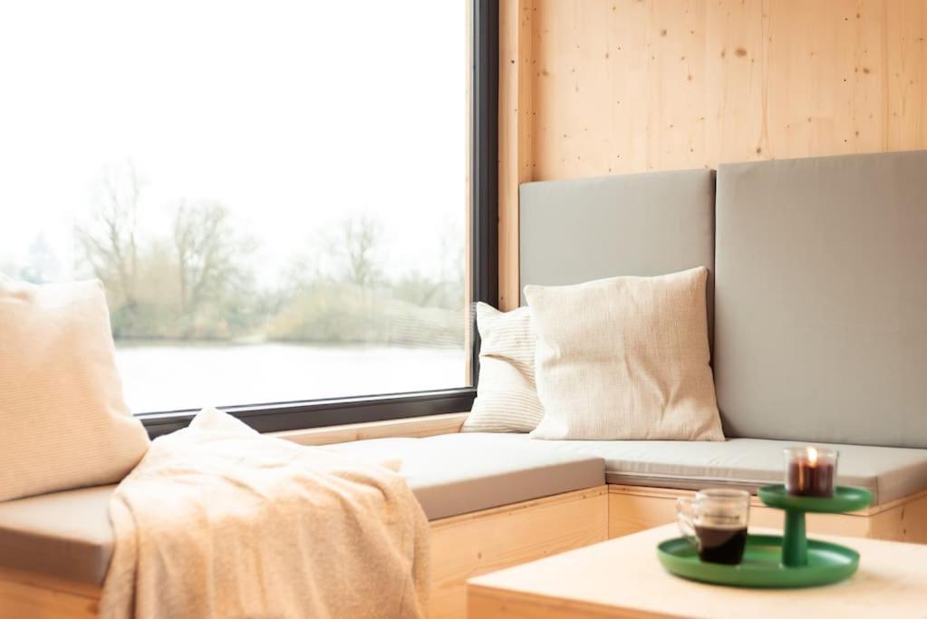 Bådhotel Dein Hausboot Off Fuer Deine Auszeit In Hamborg